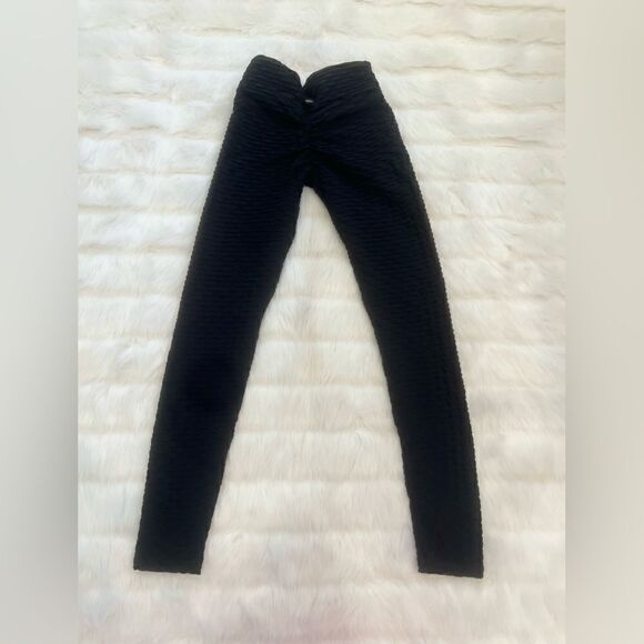 Anti Cellulite Scrunch Black Booty Legging (S) - Picture 9 of 13